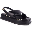 Sandália Flatform Feminina com Tiras Cruzadas e Detalhes em Metal Dourado Confortável Olzzy