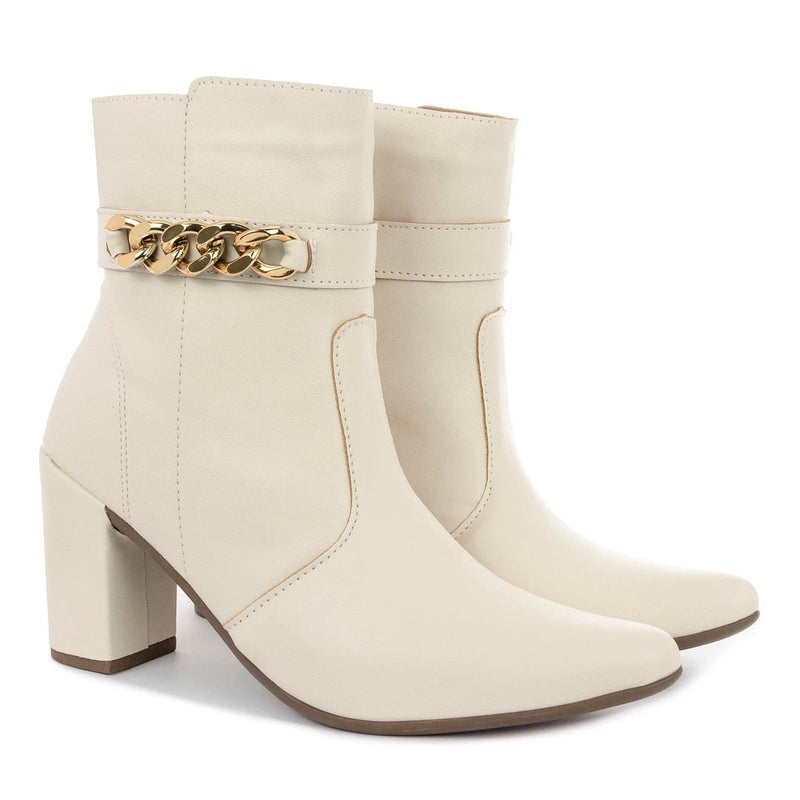 Bota Feminina bico fino salto fashion confortável com corrente