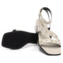 Sandália Feminina Salto Bloco Confortável com Fivela e Tachas Preta Off White e Caramelo Olzzy