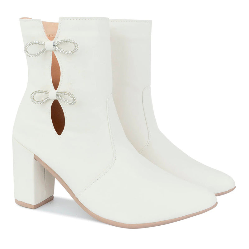 Bota Feminina Bico Fino Salto Fashion Confortável Laço Com Strass