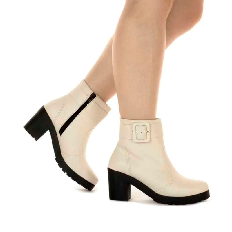 Bota Coturno Feminina Tratorada Com Fivela Salto Bloco Delicada Confortável