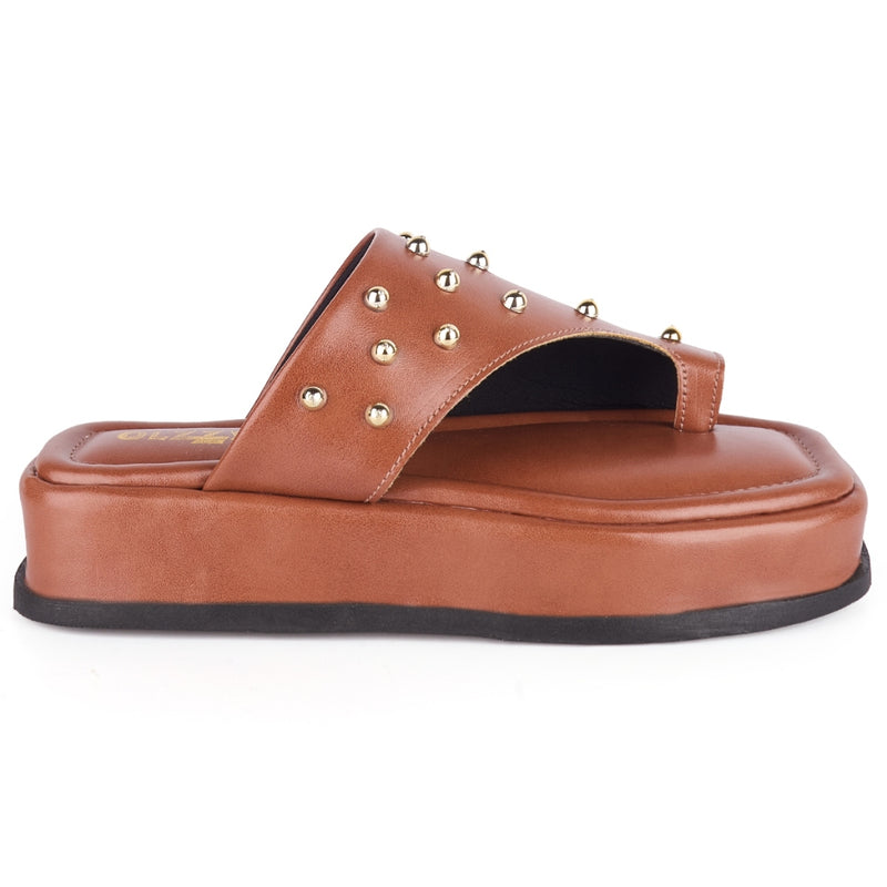 Tamanco Chinelo Feminino Flat Slide com Tachas Douradas Confortável Leve Tendência Original Olzzy