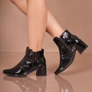 Bota Feminina Salto Médio Bico Fino Verniz Molhado Cano Curto Confortável Moda Atual Olzzy Original