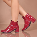 Bota Feminina Salto Médio Bico Fino Verniz Molhado Cano Curto Confortável Moda Atual Olzzy Original