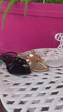 Sandália Rasteira Feminina Delicada Flor Brilho Chinelo Tiras Fina Casual Rasteirinha